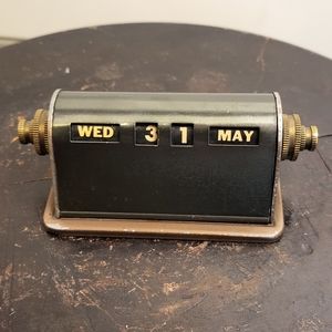 Vintage Park Sherman Metal Adjustable Desktop Calendar